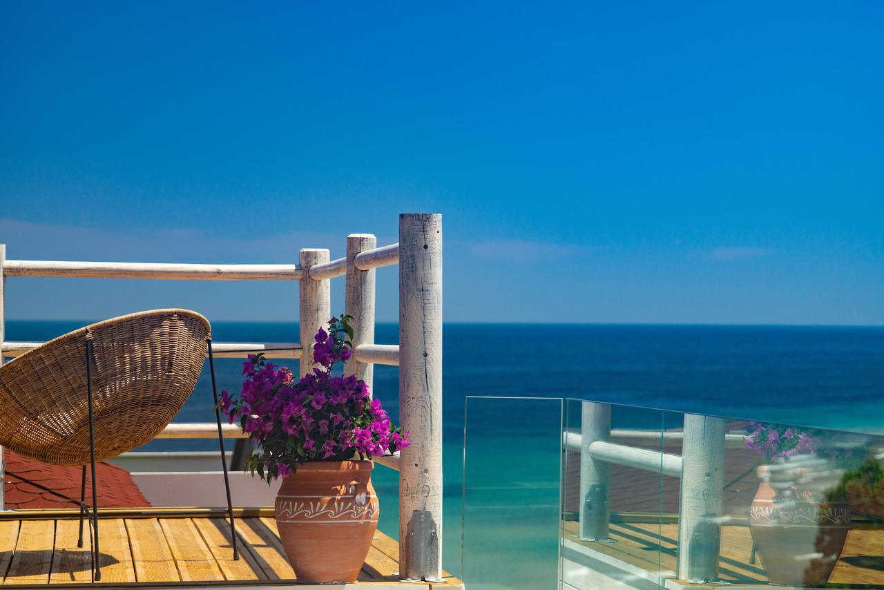 Agorastos Suites Koinira Exterior photo